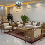مبل کلاسیک کاج