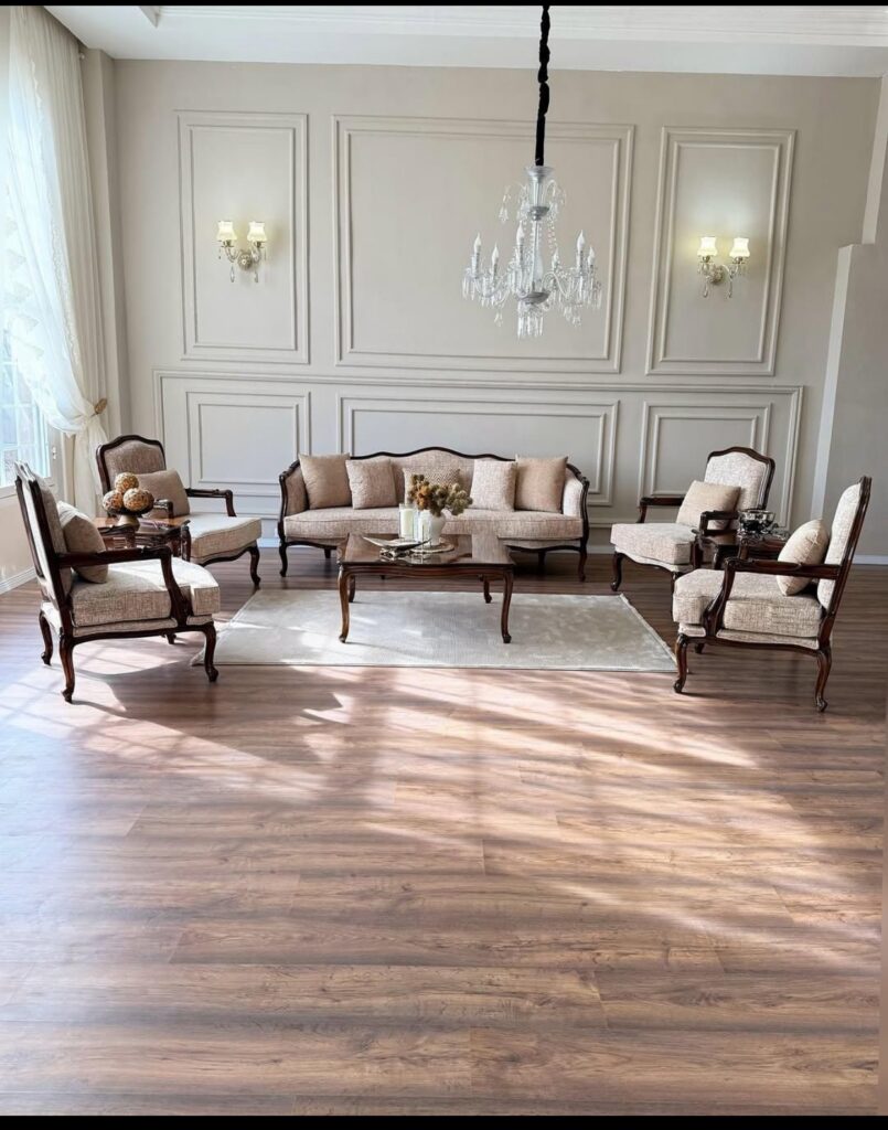 مبل کلاسیک فرانسوی